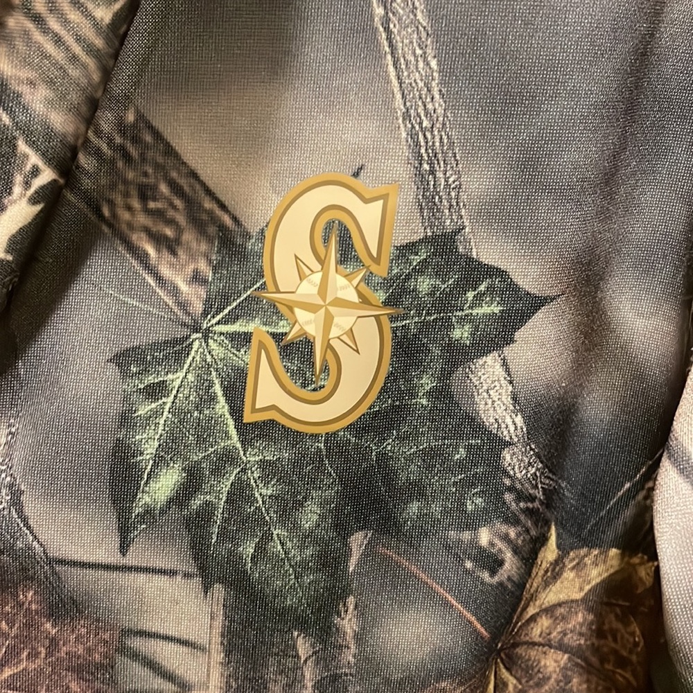 Seattle Mariners pullover half zip camo jacket - image 3